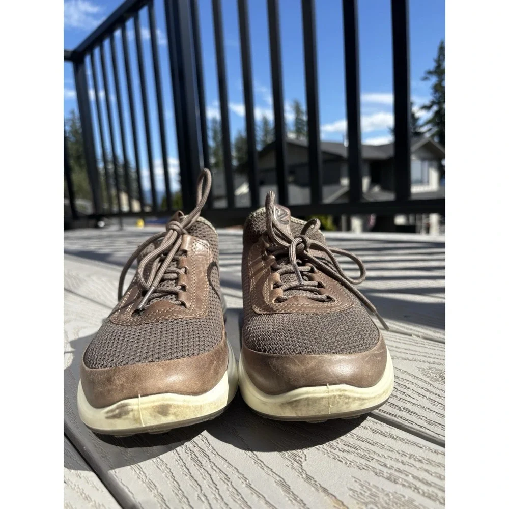 ECCO Soft 7 Runner Sneakers Titanium Brown Shoes Men's Size 6 - Women's Size 7.5